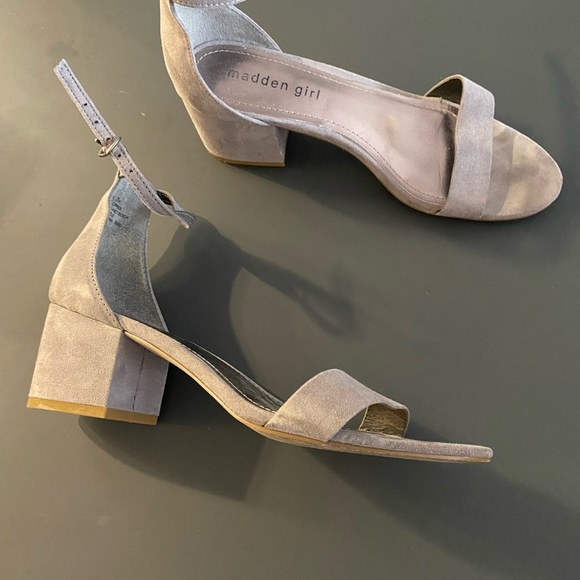 Madden Girl shoe - Picture 2 of 2